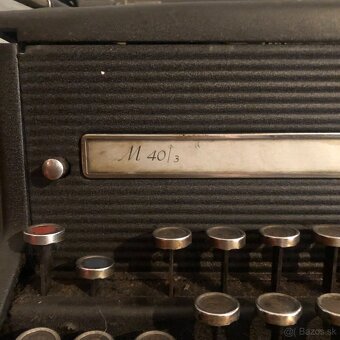 Pisaci stroj Olivetti - 2
