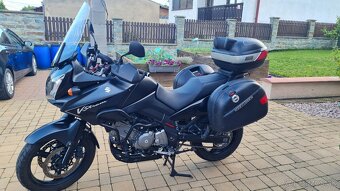 Suzuki V-strom DL650 - 2