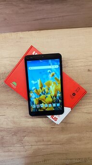 Tablet UMAX VisionBook 8L Plus čierny– ako nový / v záruke - 2