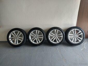 5x112 R18 VW Passat 235/45 R18 - 2