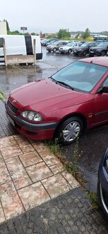 Toyota Avensis 1.6 i - 2