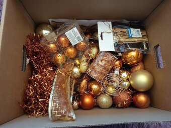 Medené a zlaté Vianoce - 2