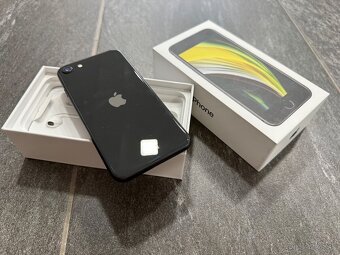 Apple iPhone SE (2020) 128 GB Black NOVÝ - 2