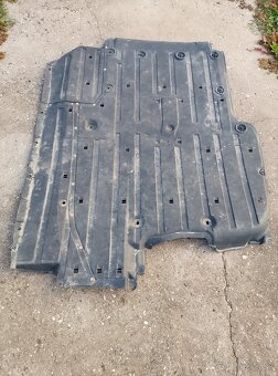 Kryt podvozku - 2