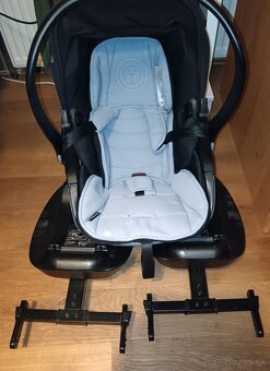 Predám vajíčko + 2 x Izofix - 2