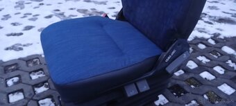 Sedacka iveco daily - 2