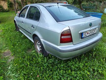 Octavia 1 1,6 74 KW - 2