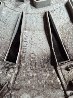 Kryty kolies - puklice Original Audi - 2