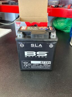 Baterka do motocykla / motorky12v7,4ah - 2