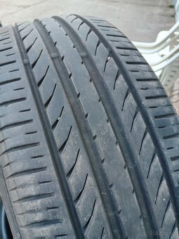 215/50R18 92V - 2