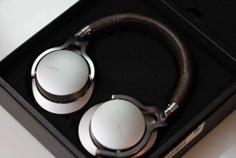 Špičkové slúchadlá Sony MDR1A Silver MDR-1A/S - 2