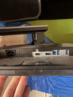 23,8" Dell P2418D - 2