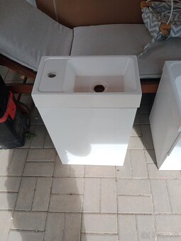 Kupeľňové doplnky - 2