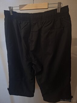 Čierne šušťákové kraťasy Nike - 2