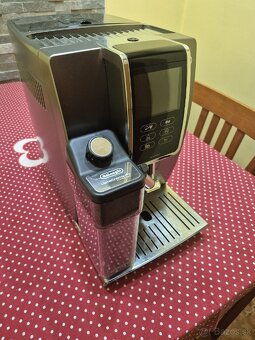 Predám kávovar Delonghi - 2