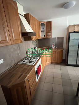 TO - predaj komerčnej budovy 105-15-ROCHE - 2