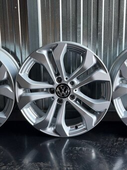 #4 Elektróny originál VW 5x112 r17 - 2