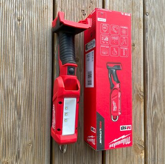 Milwaukee inšpekčné svetlo M18 IL-0 - 2