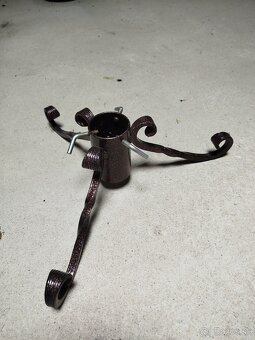 Stojan na stromček. - 2