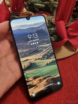 Predám Samsung Galaxy A50 128gb 4gb ram - 2