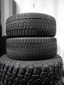 2x zimné pneu Hankook 225/45R18 - 2
