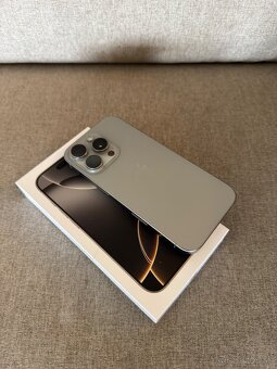Iphone 16 Pro 265 GB Šedý - 2