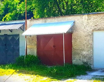 ⌂ Predaj murovaná garáž s veľkorysou výmerou 28m2/ Handlová - 2