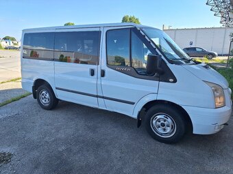 FORD TRANSIT 2,2 DIESEL 9 MIESTNY ROK 2012 - 2