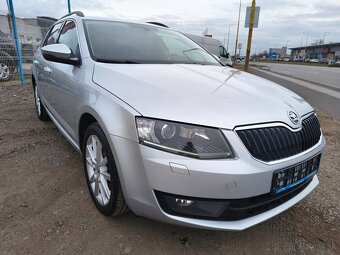 Škoda Octavia Combi 2.0 TDI Business - 2