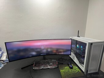 Samsung C49J890DKR – 49″ Super Ultra-Wide (32:9), stav výbor - 2