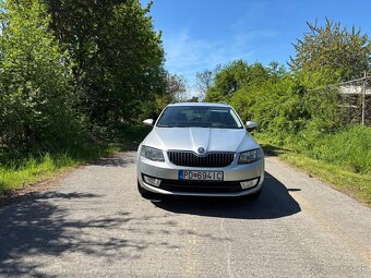 Škoda Octavia Combi 1.6 TDI Elegance - 2