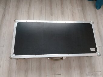 Kufor na klavesy - 2