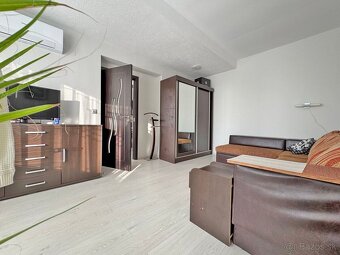 Moderný dvojizbový apartmán v elegantnom komplexe - Slnečné - 2