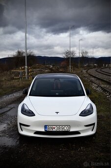 Tesla 3 SR 2023 - 2