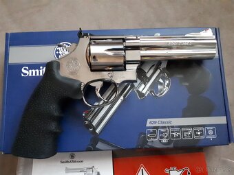 SMITH & WESSON 629 CLASSIC - 2