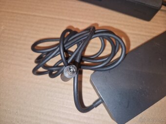 Microsoft Surface Dock - 2