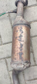 Predám katalizator na Renault Thalia 1.2benzin 55kw rok 2011 - 2