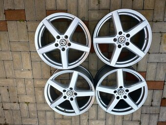 dezent- Audi,Mercedes,Škoda,Volkswagen,Seat 5x112 r17 - 2