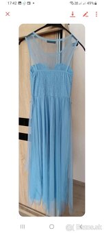 Bledomodré šaty - 2