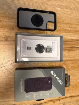 ROKFOMRM IPhone 14 - 2