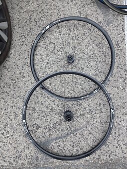 28" DT Swiss R470 db - 2