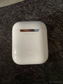 Apple AirPods case - 2