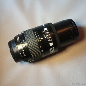 Nikon AF Nikkor 35-105mm f3.5-4.5 - 2