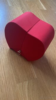 Box s príveskom - 2