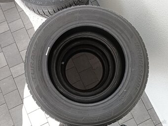 Gumy: Bridgestone Turanza 195/60 R16 89H - 2