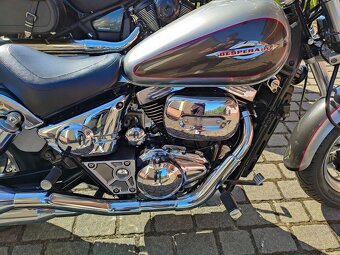 Suzuki VZ 400 Desperado Marauder - 2