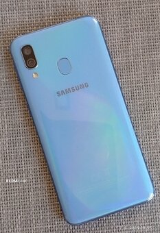 Samsung Galaxy A40 64 GB - 2