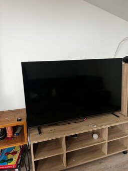 Televízor Phillips 8500 139CM - 2