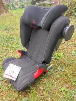 Predam autosedačku Britax Romer 100-150cm, Isofix - 2