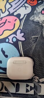 Apple airpods - 2